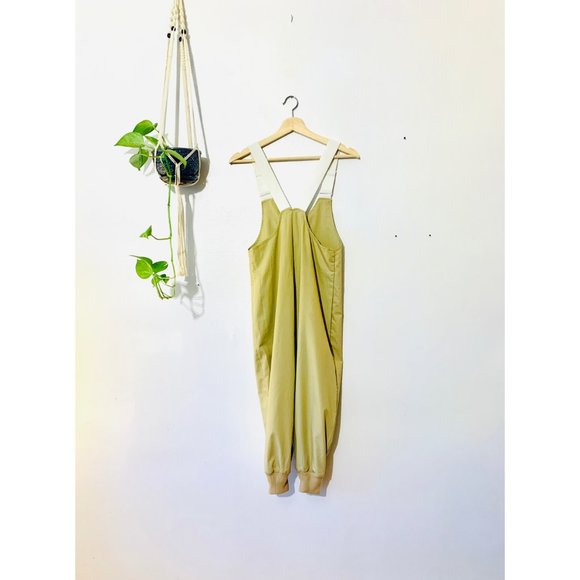 Vintage Beige Jumpsuit/ Romper/Sweatsuit - Picture 3 of 15